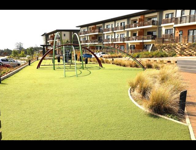 2 BEDROOM TOWNHOUSE FOR SALE IN HILLCREST PARK